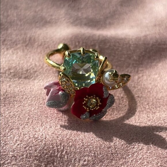 Les NEREIDES Floral Gold and Red Ring - Picture 4 of 4